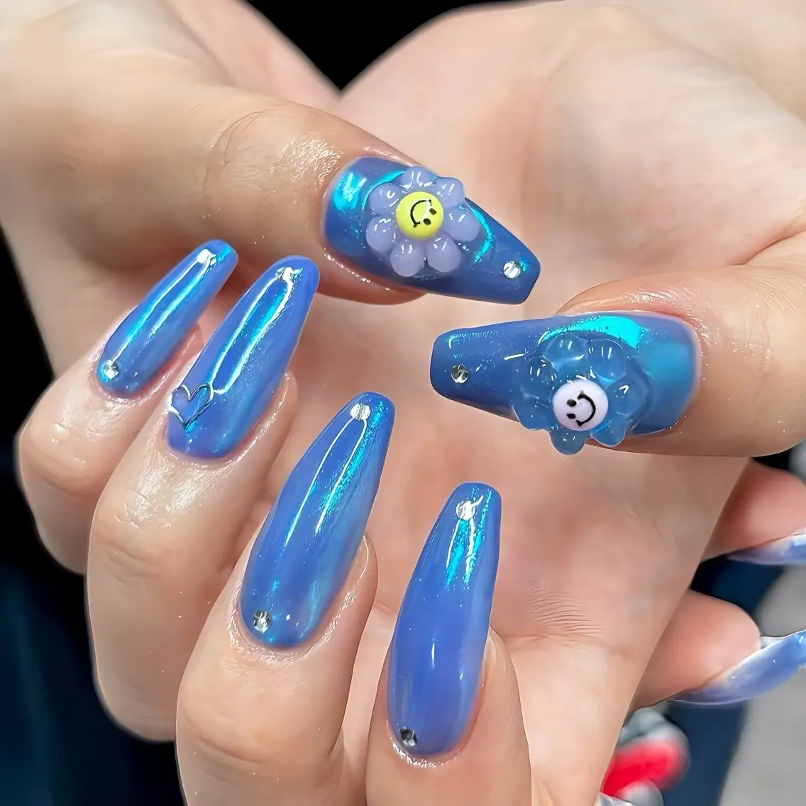 ネイル ジュエル.《ネイル》 モデル募集中のネイルデザイン