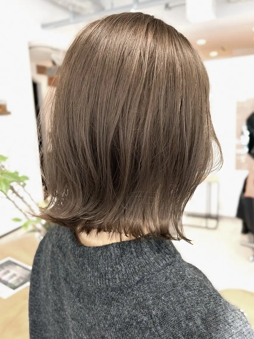 カラー ヘアカラー 本田 彩乃のヘアスタイル