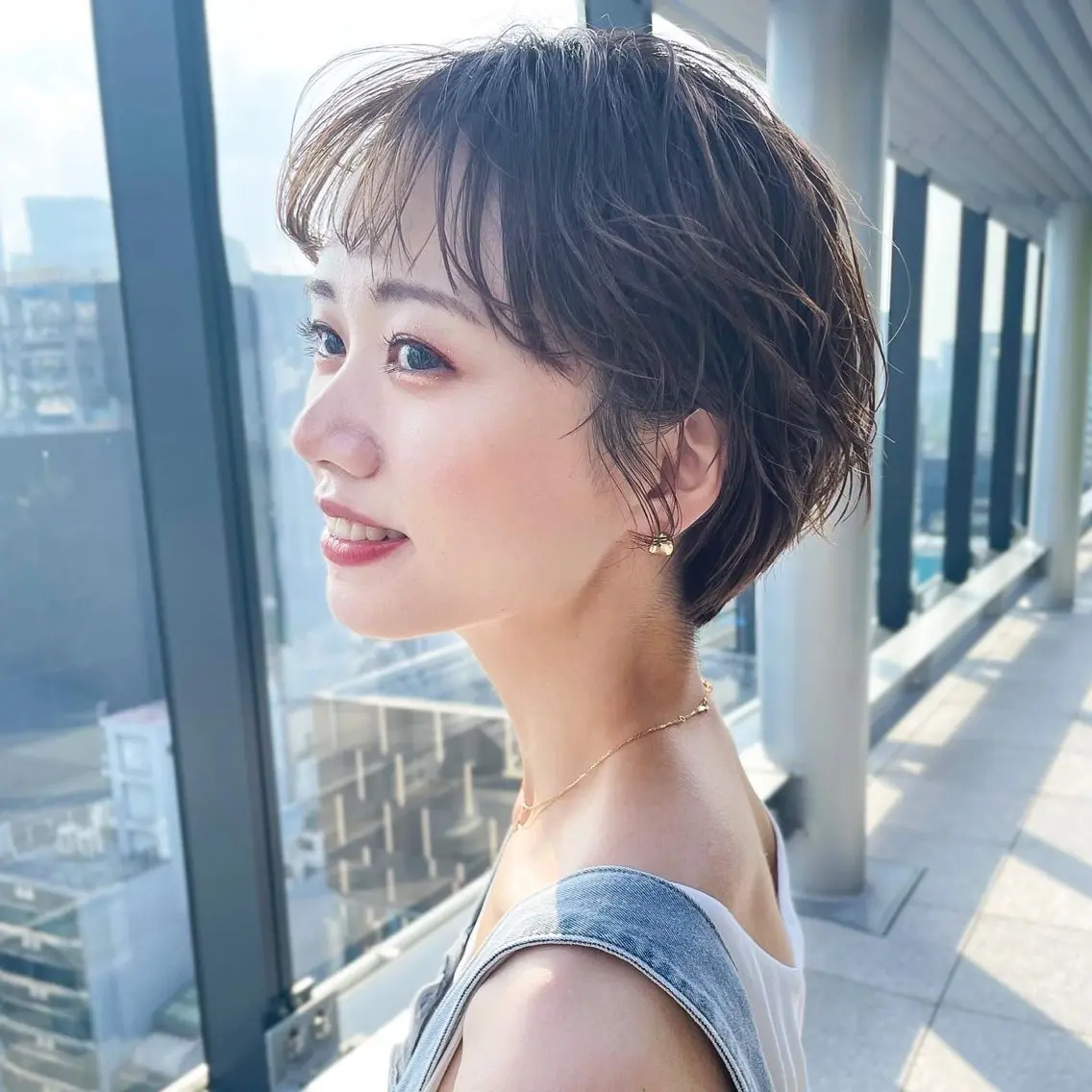 ショート パーマ ショートヘア カット ヘアカラー レイヤーカット/透 明感カラー/西田祐賀のヘアスタイル