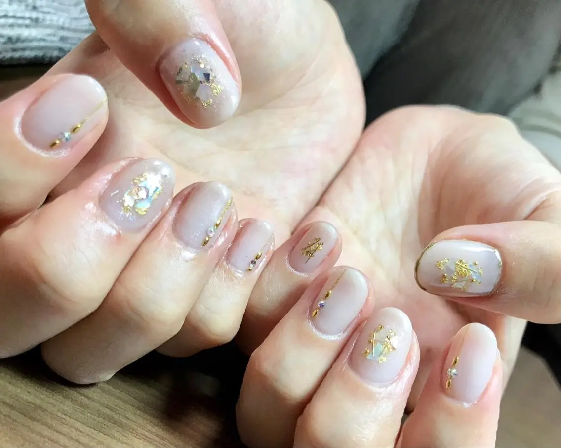 ネイル ニュアンスネイル 吉田  （ネイリスト）のネイルデザイン