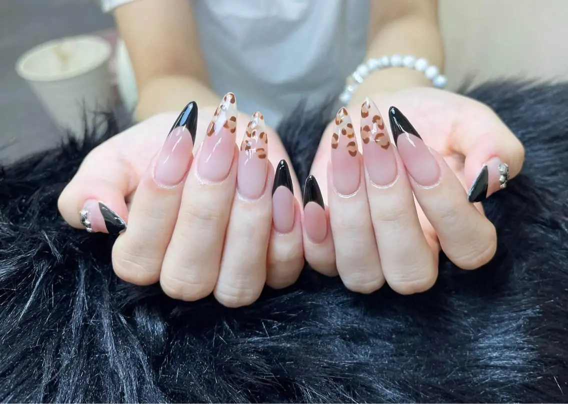 ネイル アートネイル 成人式 ジェルネイル ニュアンスネイル 夏ネイル ハンドネイル NIE MoMoのネイルデザイン