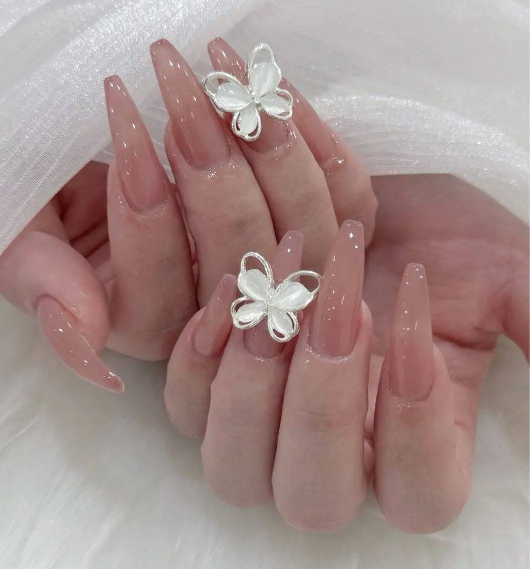 ネイル ワンホンネイル nailsalon ChuColaのネイルデザイン