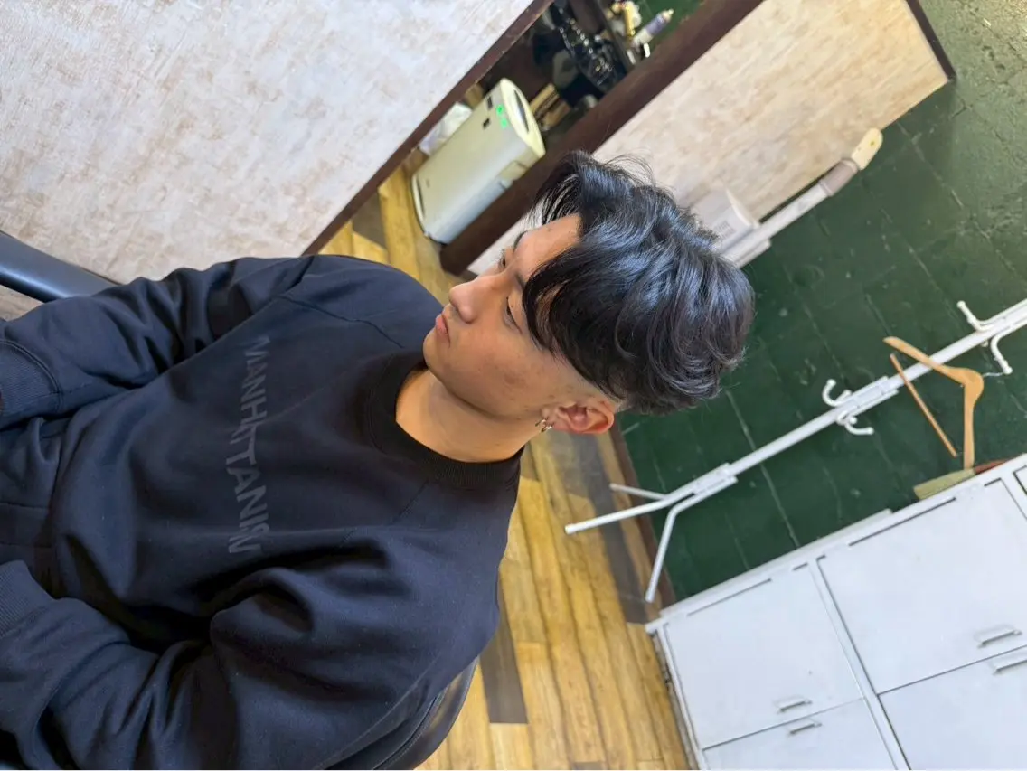ミディアム パーマ メンズ 寺沢 恭輔のヘアスタイル