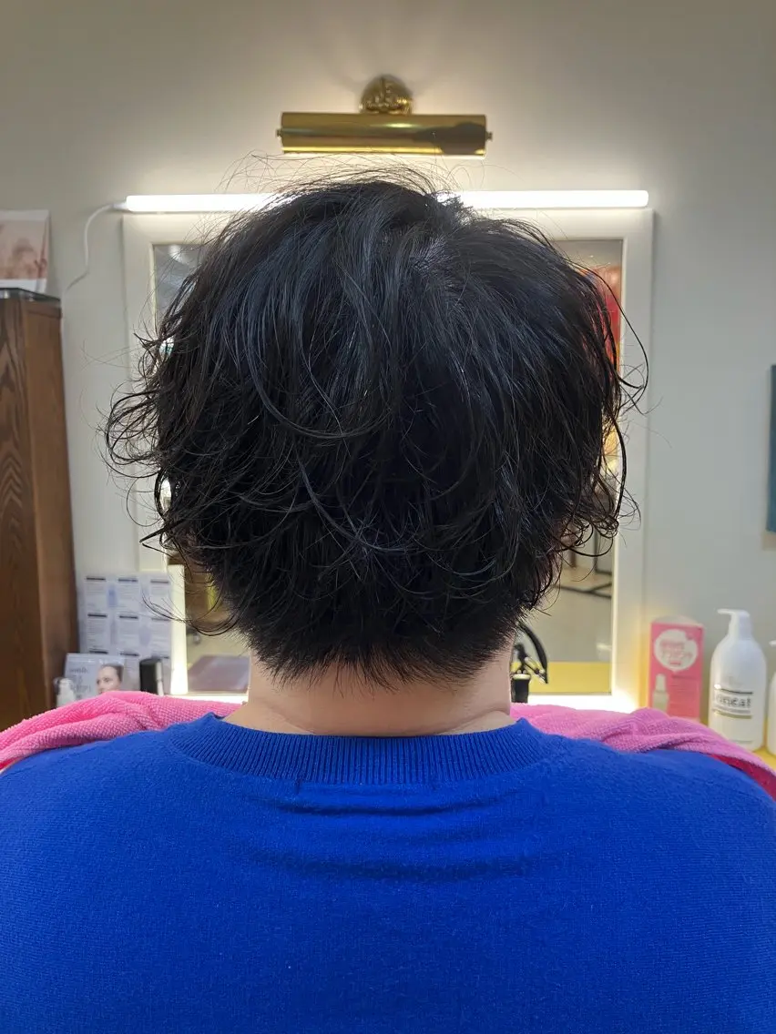 ショート パーマ 顔周りカット 横田 尚登のヘアスタイル