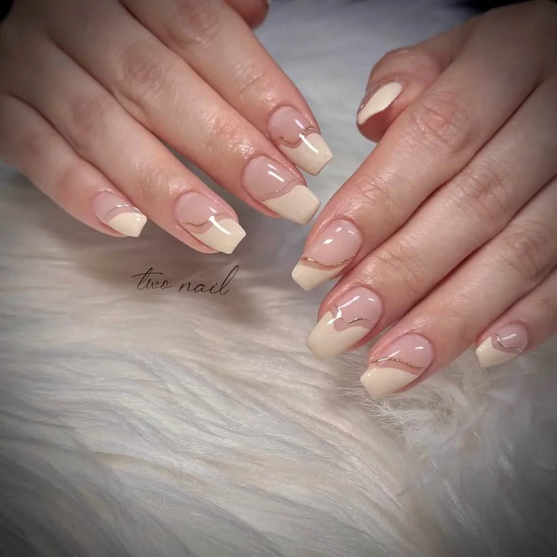 ネイル アートネイル ネイルチップ ホワイト ハンドネイル two nailのネイルデザイン