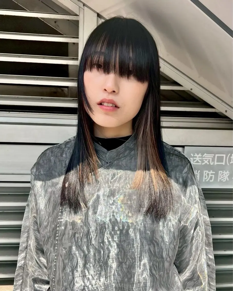 ロング 今井 陽南子のヘアスタイル