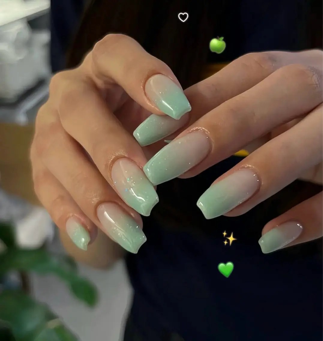 ネイル ハンドネイル NiJi Nailsのネイルデザイン