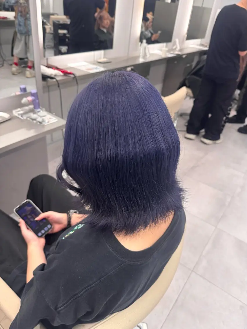 ミディアム カラー ブルーカラー ブルーラベンダー ラベンダーカラー ヘアカラー ハイトーン/名古屋 Hinakiのヘアスタイル