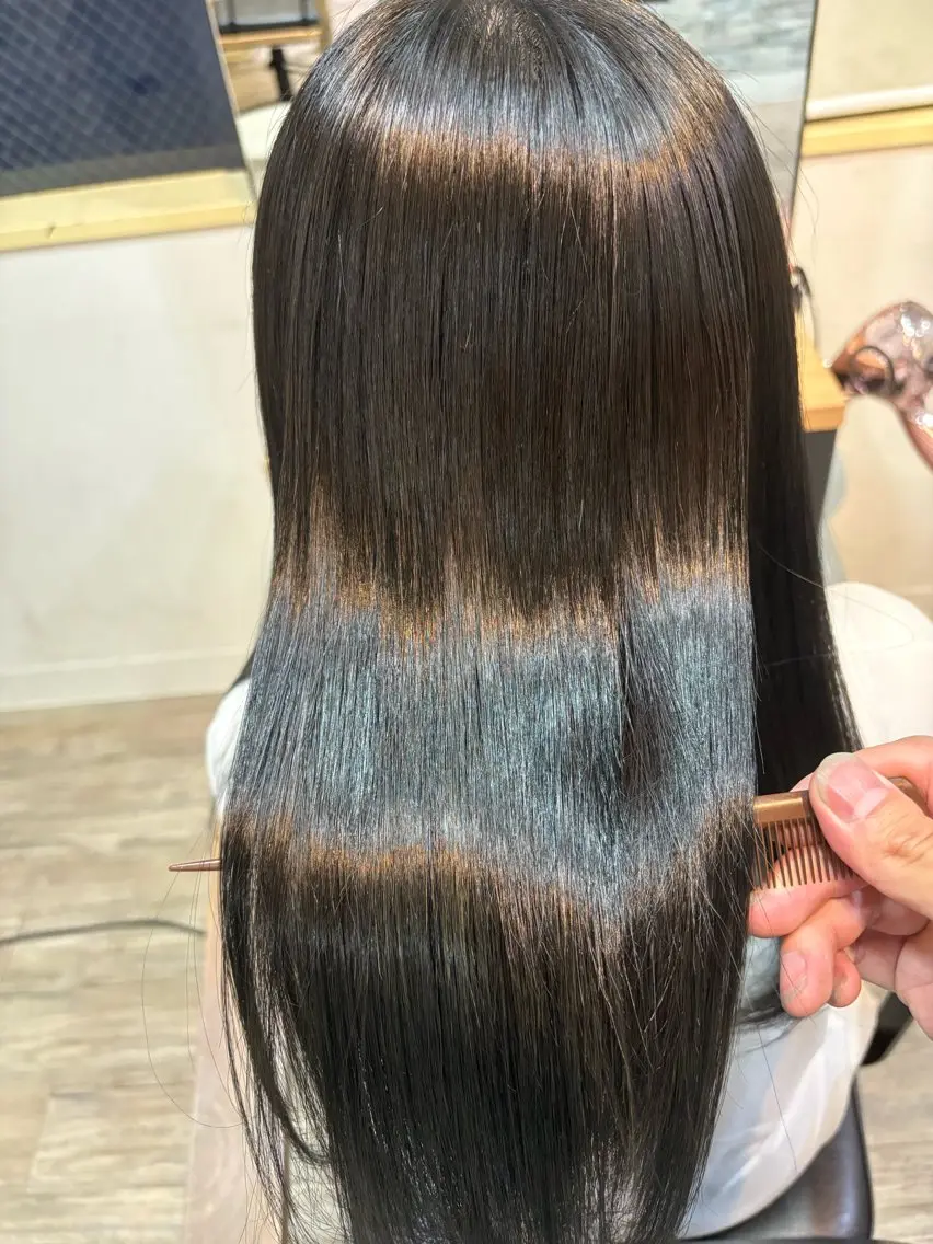 ミディアム カラー ヘアカラー トリートメント ワタイショウタ 髪質改善✨眉毛サロンのヘアスタイル