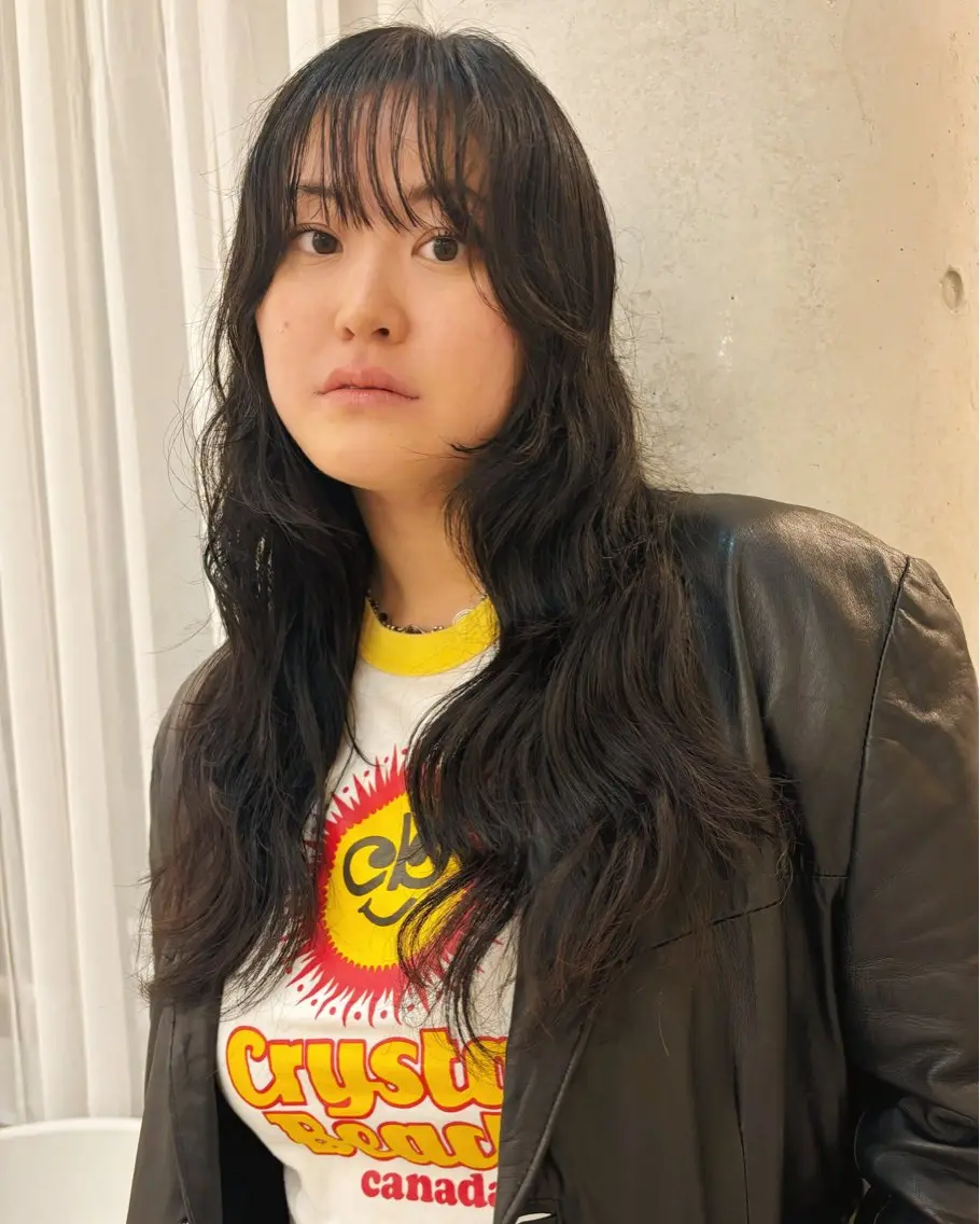 ロング パーマ オカモト ハルカのヘアスタイル