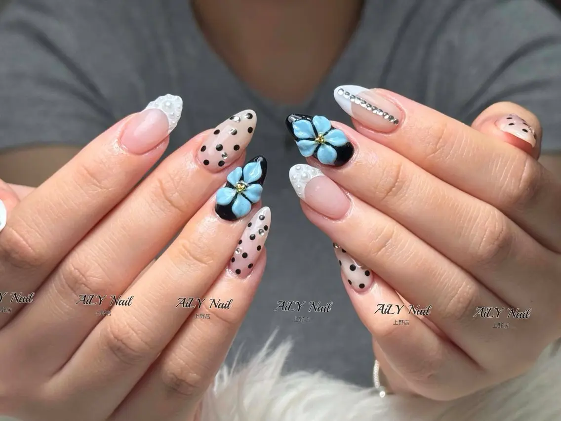 ネイル アートネイル フラワーネイル ジェルネイル マグネットネイル ニュアンスネイル ハンドネイル AiLy Nail 上野店のネイルデザイン