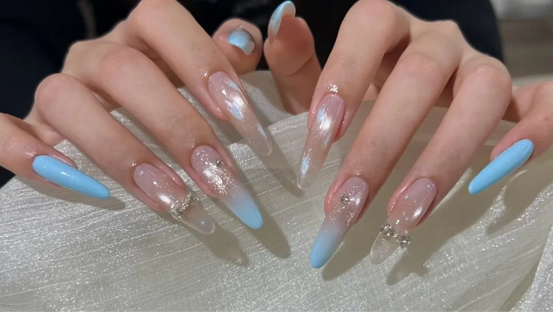 マツエク・マツパ ハンドネイル Luvia Ginzaのネイルデザイン