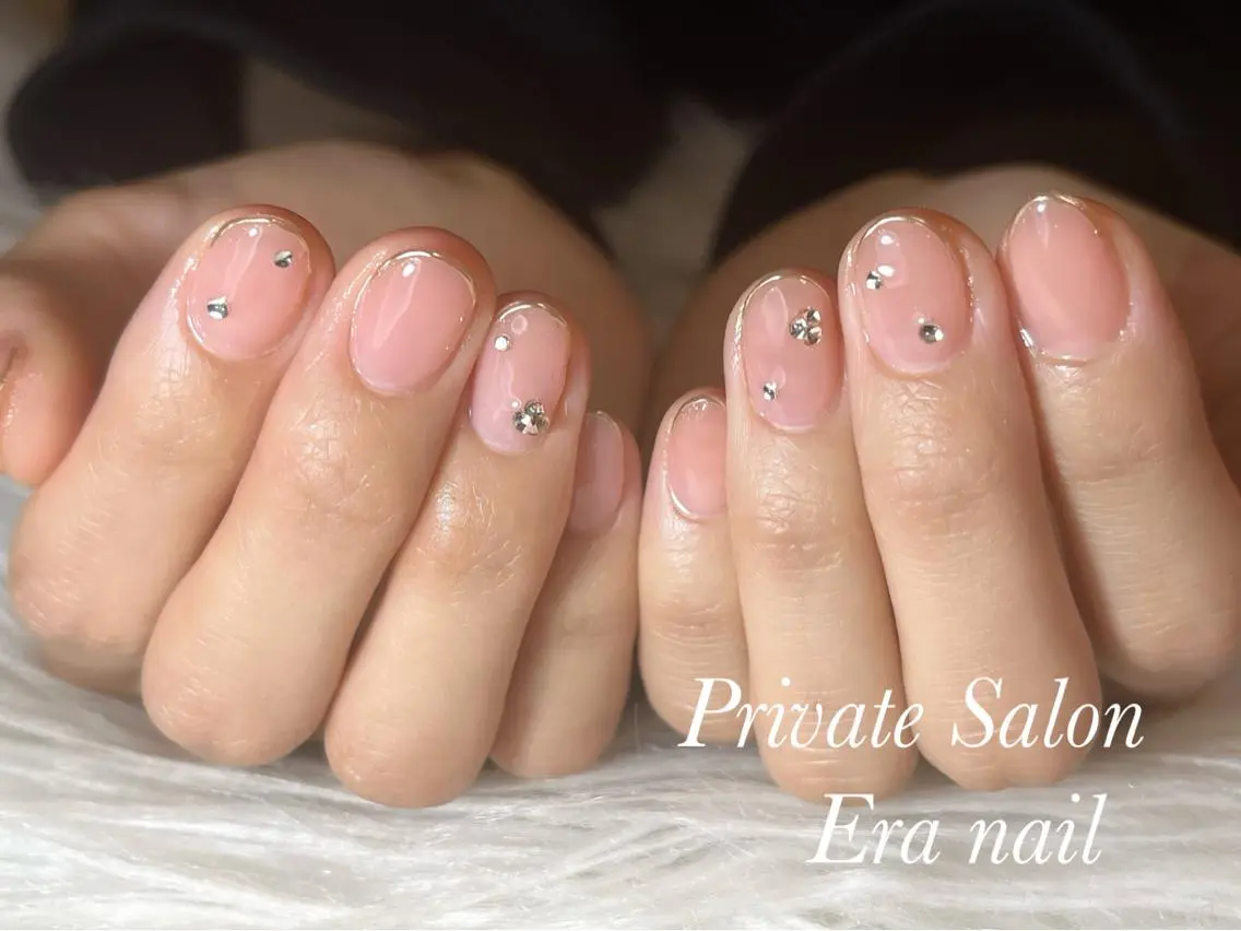ネイル ミラーネイル ワンカラーネイル ストーンネイル ハンドネイル Era nailのネイルデザイン