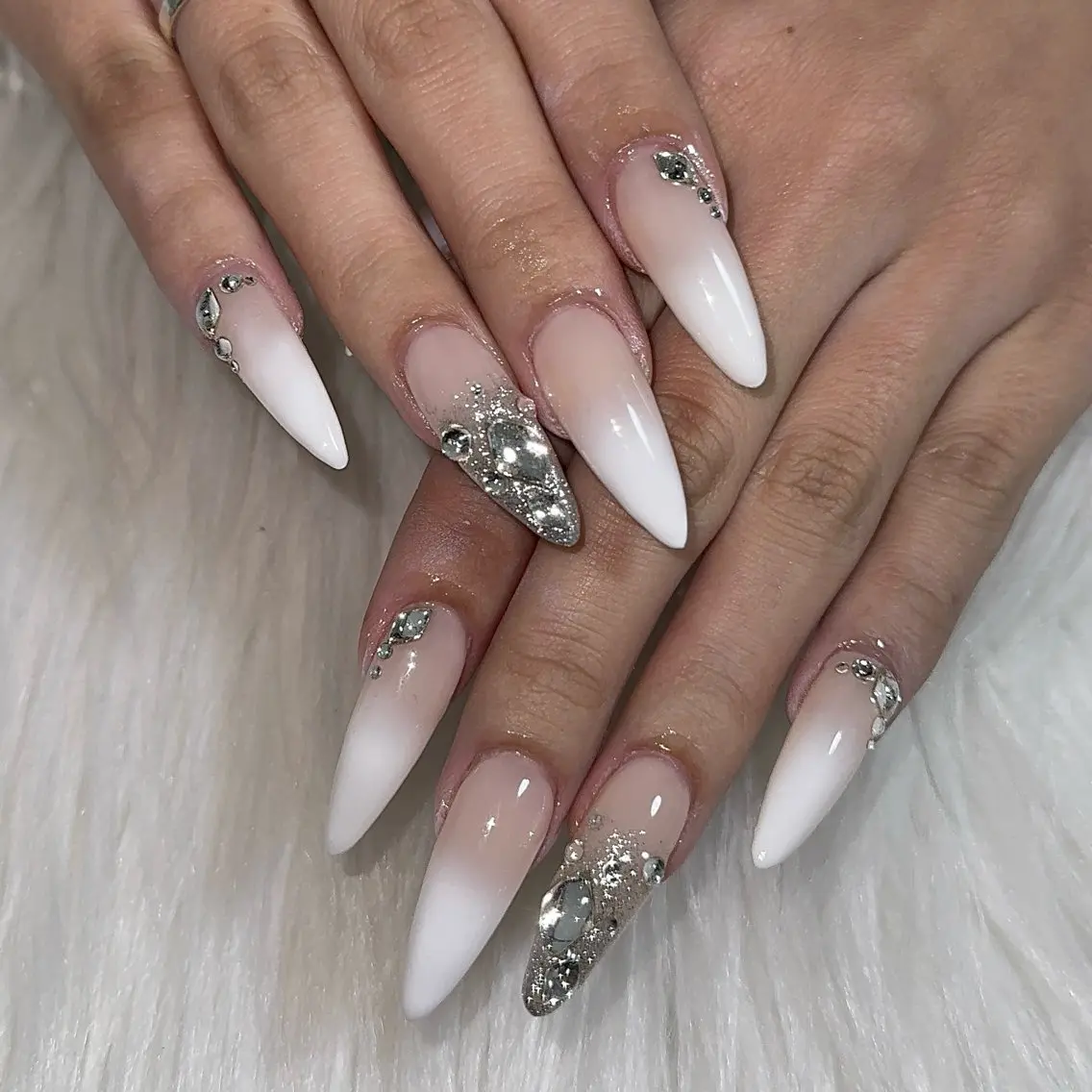 🔥minimo特別価格‼️オフ無料‼️4500円OFF‼️オフありorなし💅🏻持ち込みデザイン150分‼️の写真