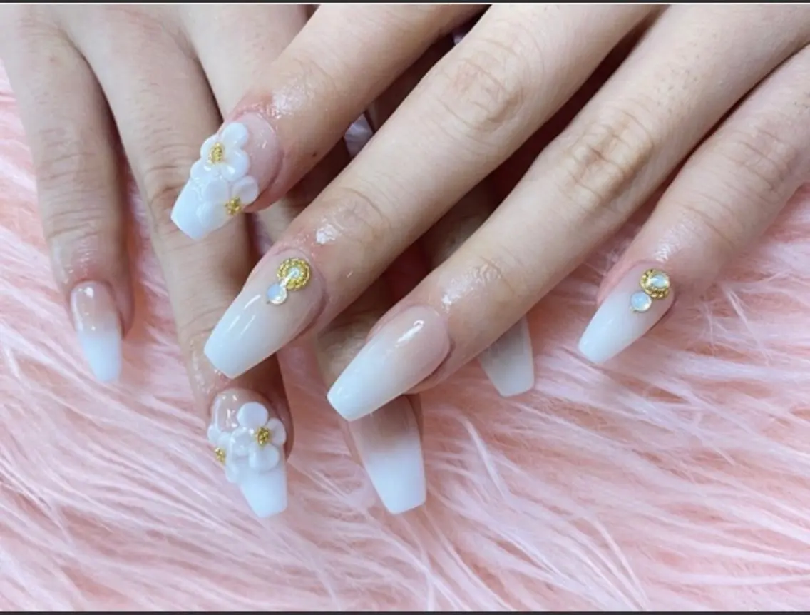 ネイル グラデーション スカルプネイル MOMO nailのネイルデザイン