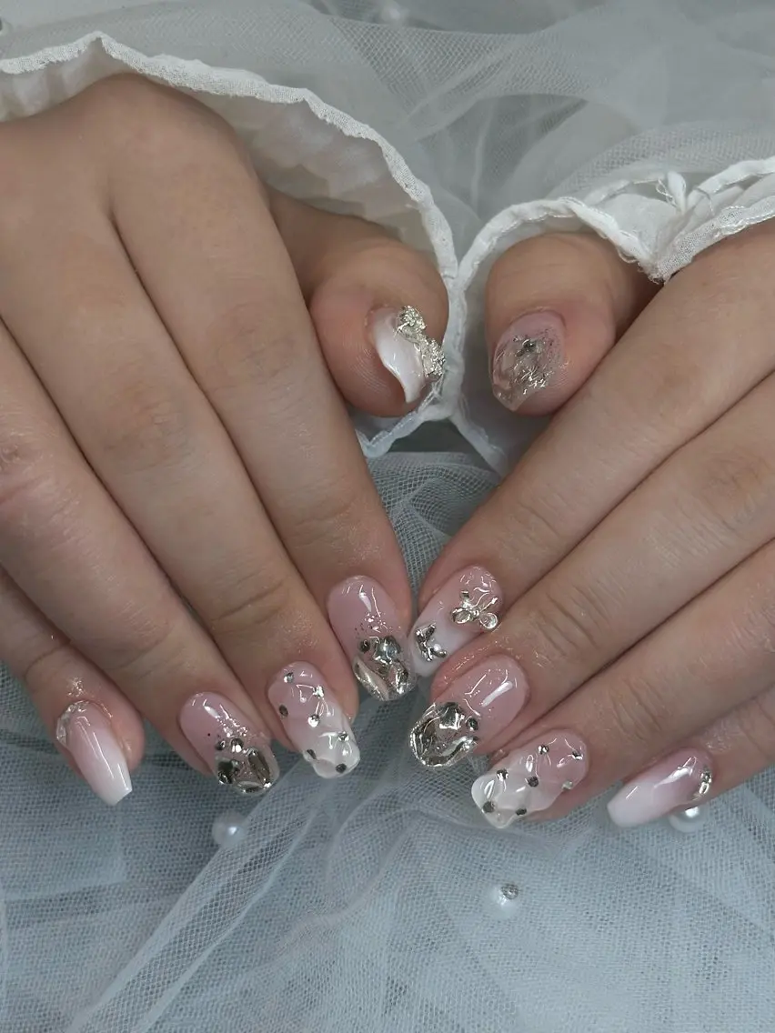 ネイル Iconic Nailのネイルデザイン