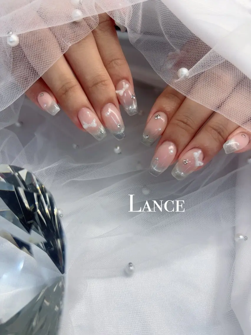 ネイル キラキラネイル 韓国ネイル ワンカラーネイル 夏ネイル ワンホンネイル ハンドネイル Lance nailのネイルデザイン