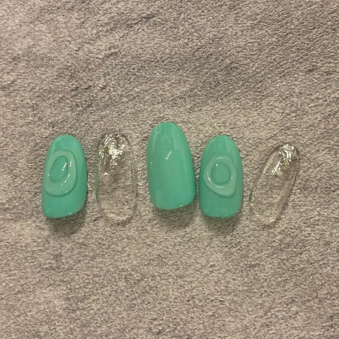 ネイル オーロラネイル キラキラネイル ロングネイル ミラーネイル ニュアンスネイル mermooi nailのネイルデザイン