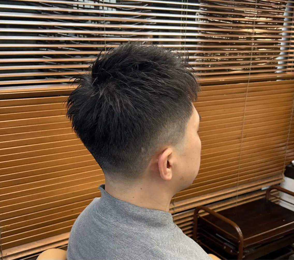 ショート メンズ フェードカット スキンフェード 新宿メンズカット✂︎ 能戸蒼生💈のヘアスタイル