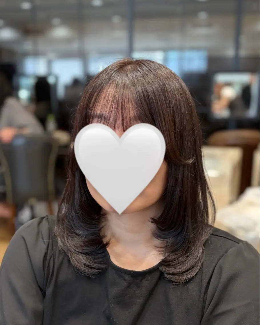 ミディアム レイヤーカット 新宿/錦糸町/ NaNoHaのヘアスタイル