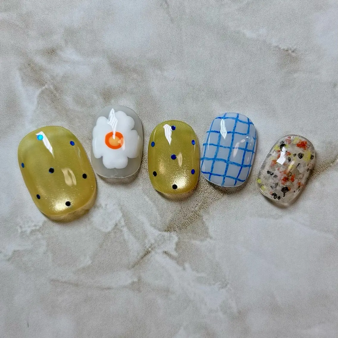 ネイル アートネイル クリアネイル ミラーネイル ニュアンスネイル ハンドネイル nail salon iroatsumeのネイルデザイン