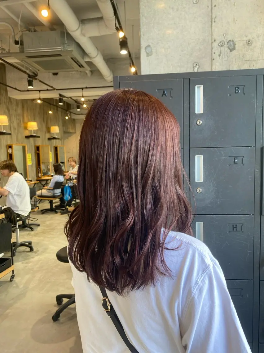カラー ヘアカラー 佐々木 彩乃のヘアスタイル