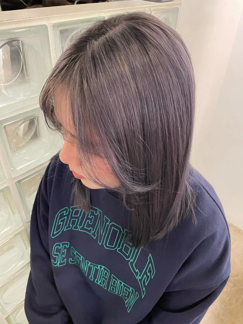 カラー ラベンダーカラー ラベンダーグレー micoto kuronoのヘアスタイル