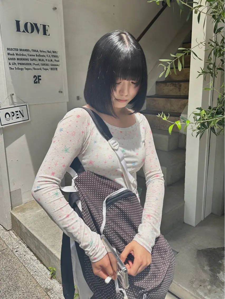 ミディアム カラー 松本 雪愛のヘアスタイル
