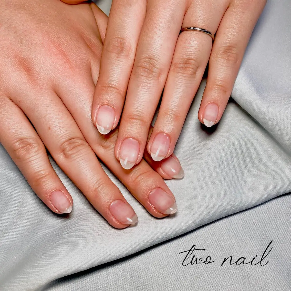 ネイル アートネイル フットネイル ハート ニュアンスネイル ホワイト ハンドネイル two nailのネイルデザイン