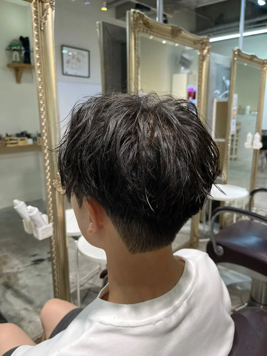 メンズ カット フェザーパーマ🌙 毛流れ yuzukiのヘアスタイル