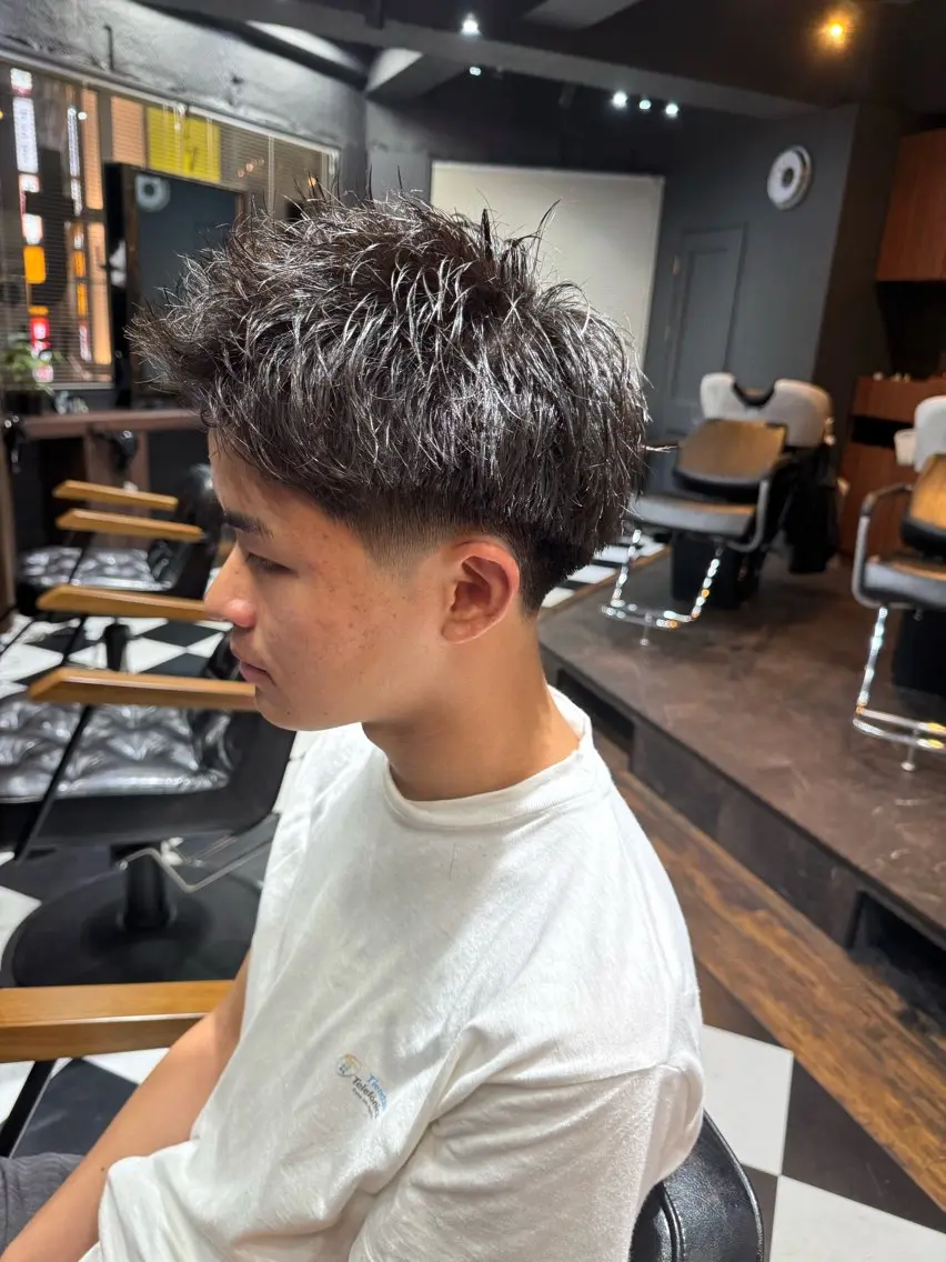 ショート パーマ カット パーマ トリートメント ヘアセット メンズ専門美容師店長 💈高橋和真💈のヘアスタイル
