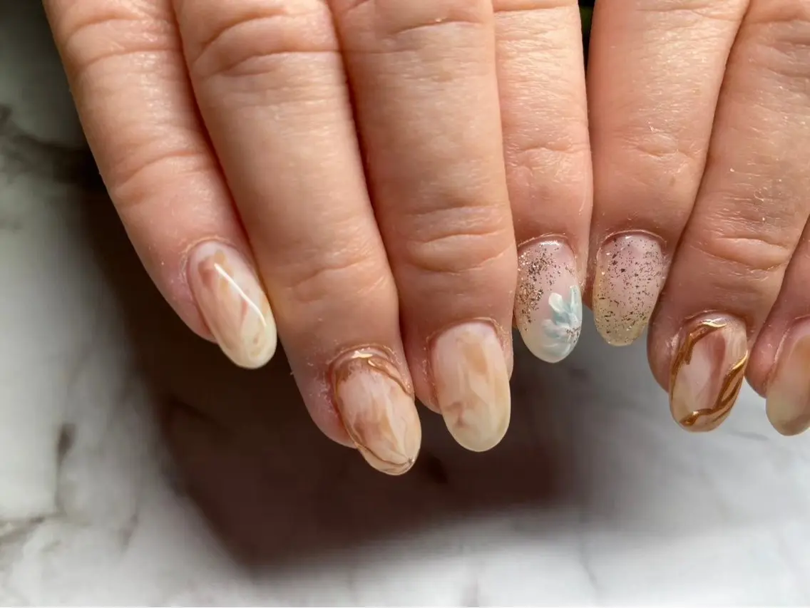 ネイル mau nail ,to skinのネイルデザイン