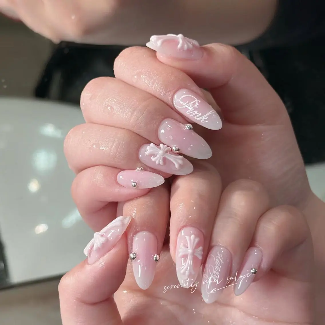 ネイル ハンドネイル ハンドケア 長さ出し専門店 💕香のネイルデザイン
