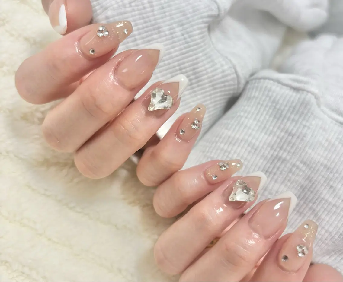 ネイル フレンチネイル 持ち込み わたなべ さやかのネイルデザイン