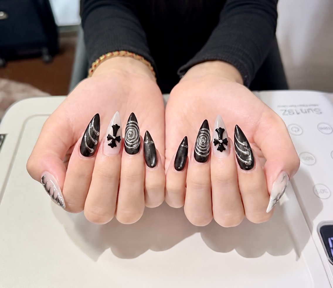 ネイル チークネイル 長さ出し フットネイル 韓国ネイル マグネットネイル ハンドネイル ハンドケア AN NAIL 高田馬場_HOAのネイルデザイン