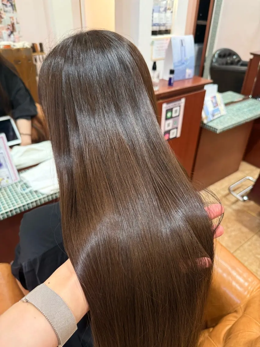【新生活にオススメ☆】平日限定　カット＋髪質改善水光カラー☆の写真