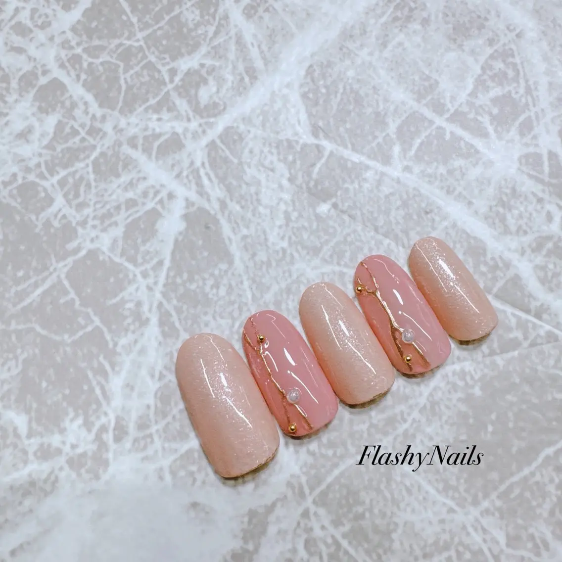 ネイル Flashy Nailsのマツエク・マツパデザイン