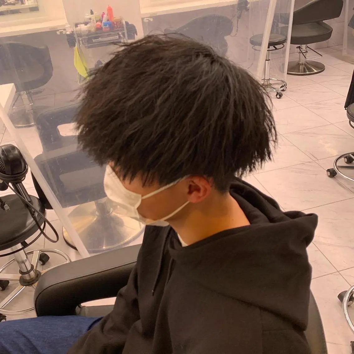 ショート カラー パーマ メンズ メンズパーマ特化 TAIGAのヘアスタイル