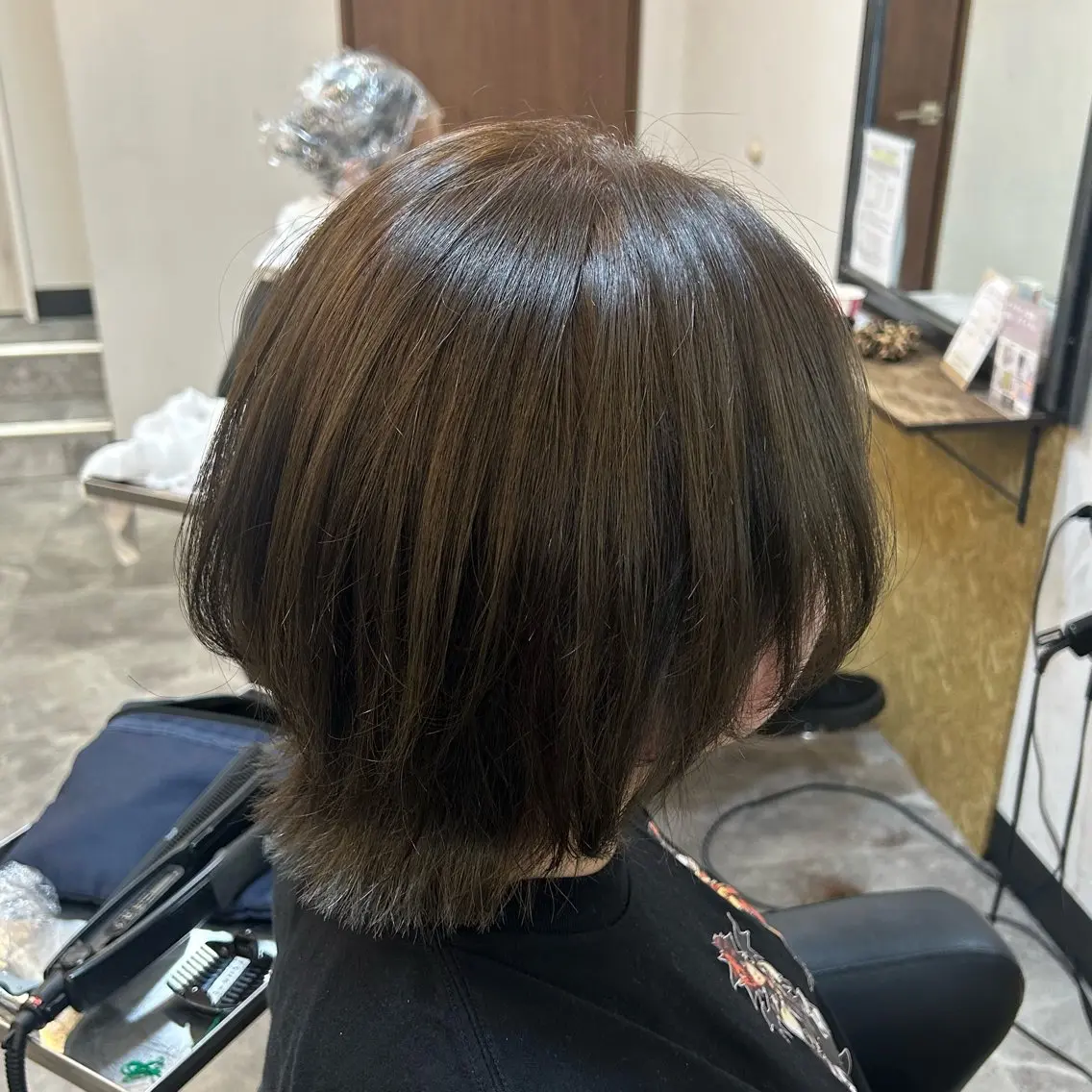 ミディアム カラー レディースモデル募集 中✂️✨️つばさ✈️のヘアスタイル