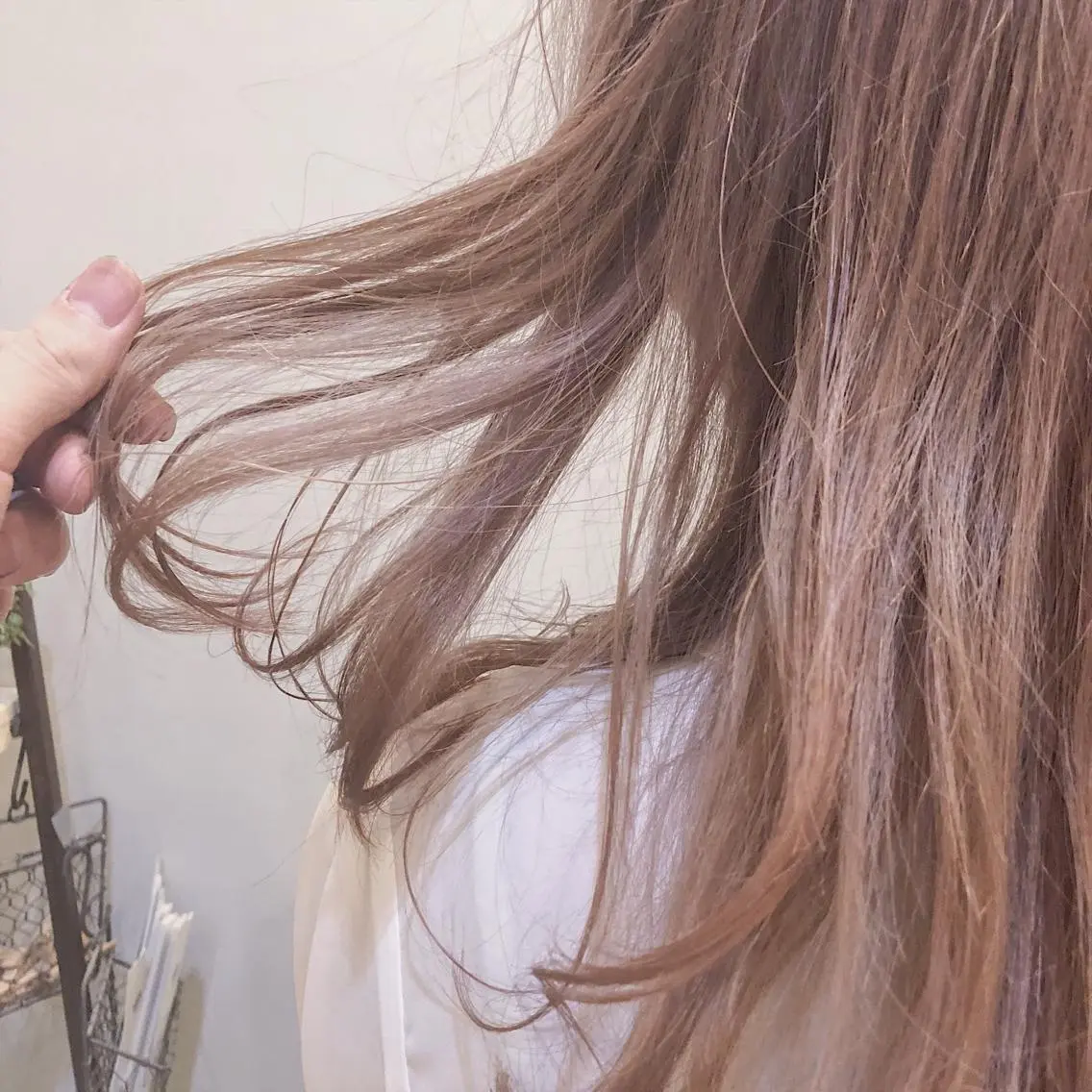 セミロング カラー カット ヘアカラー トリートメント 山中 直輝のヘアスタイル
