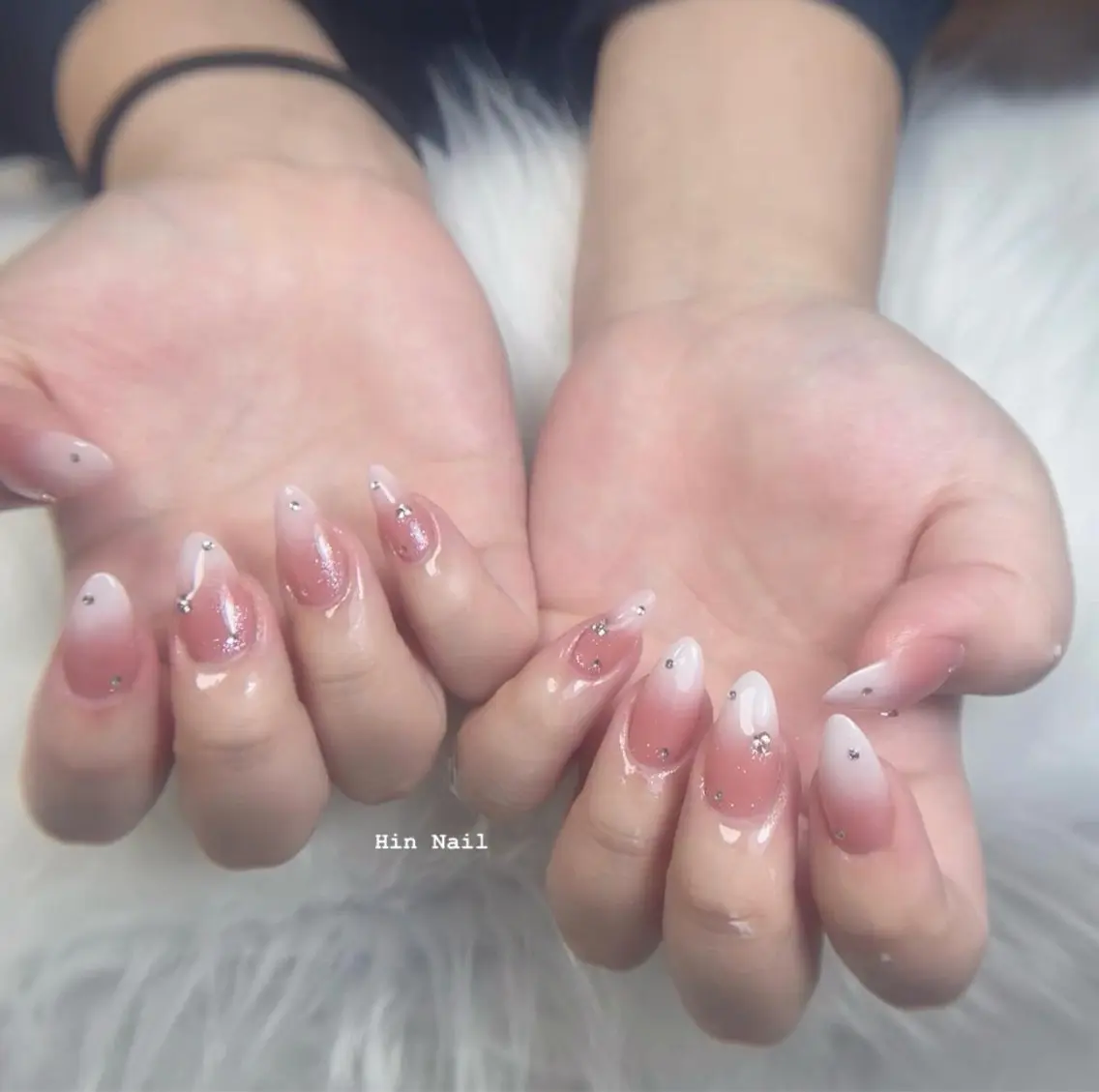 ネイル ハンドネイル HIN NAILのネイルデザイン