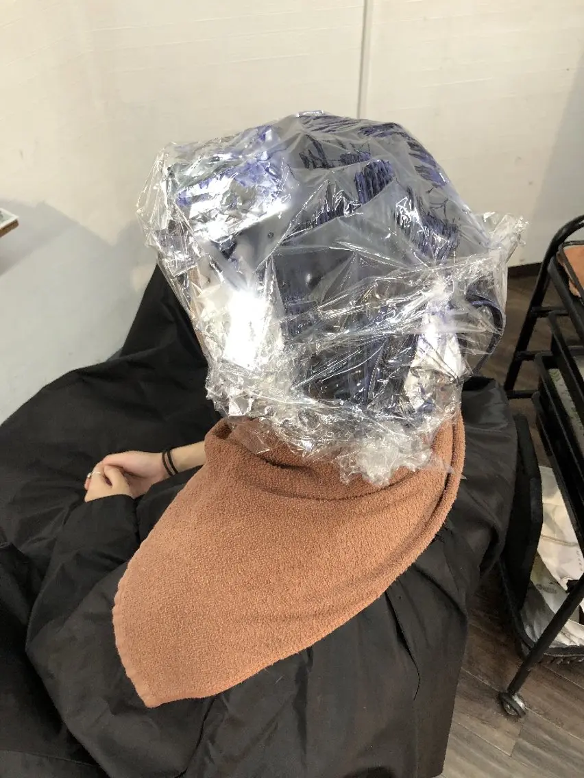 カラー 三木 敏嵩のヘアスタイル