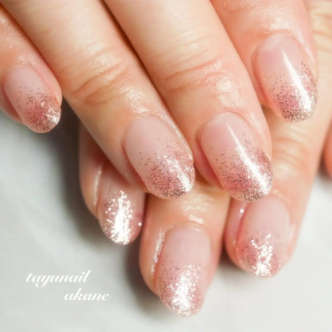 ネイル ブルー ジェルネイル グラデーション ラメ(グリッター) ラメグラデーション ネイルサロン 【たゆnail】のネイルデザイン