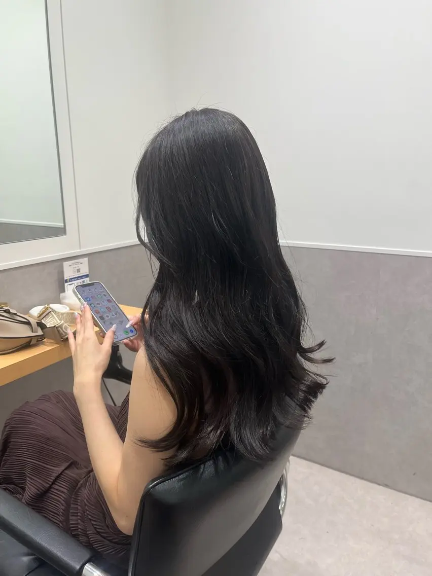 ロング カラー ヘアカラー トリートメント 𝒢𝒾𝓇𝓁𝓎 ⑅ 𝓎𝓊𝓀𝒶のヘアスタイル