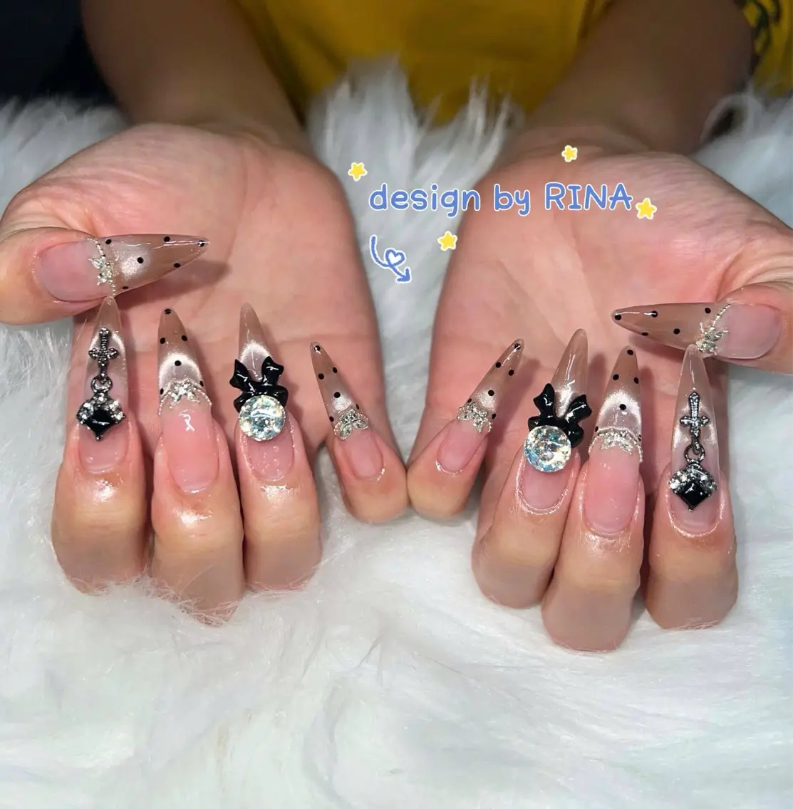 ネイル アートネイル オーロラネイル クリアネイル 長さ出し フレンチネイル ハンドネイル HOT Nail Salonのネイルデザイン