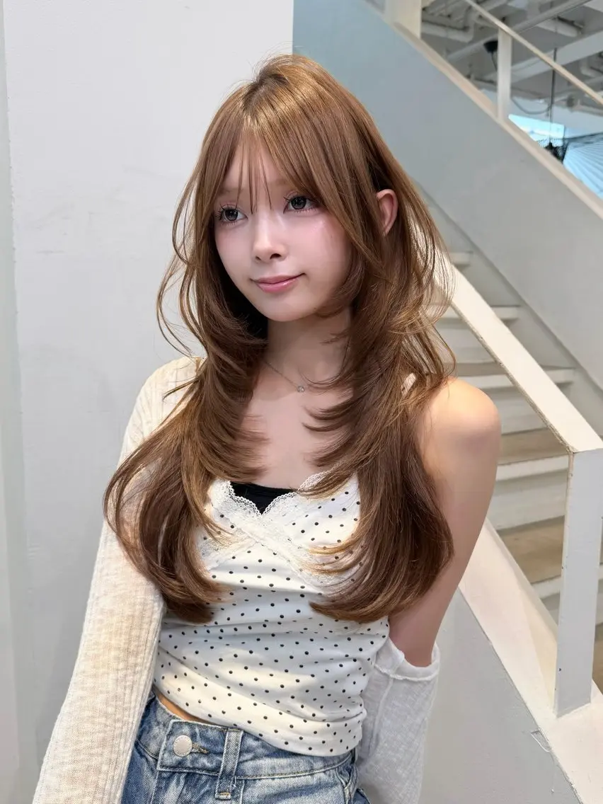 【💗モデル様限定価格⚡️】胸上〜腰上までセミロング&ロングレイヤーカット✂︎の写真