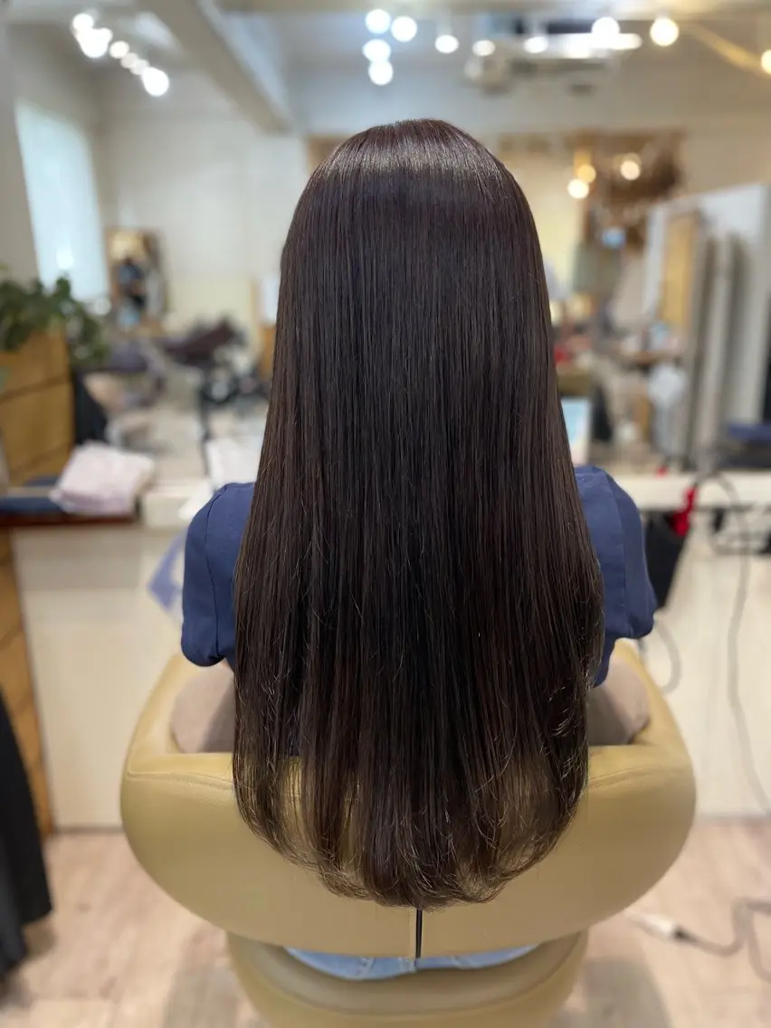 ロング ヘアカラー 茅野 あゆ美のヘアスタイル