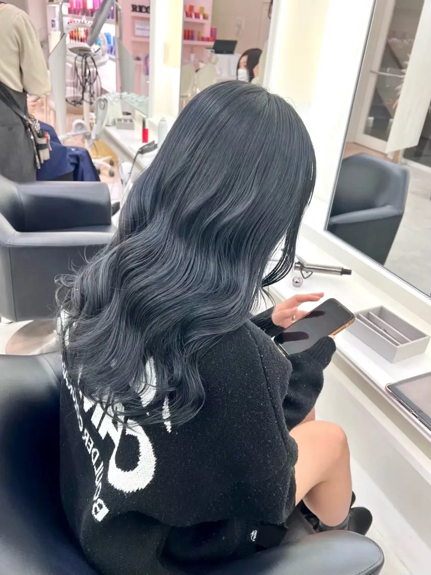 ロング カラー ヘアカラー トリートメント Parve  Mix 🫧梶川虹のヘアスタイル