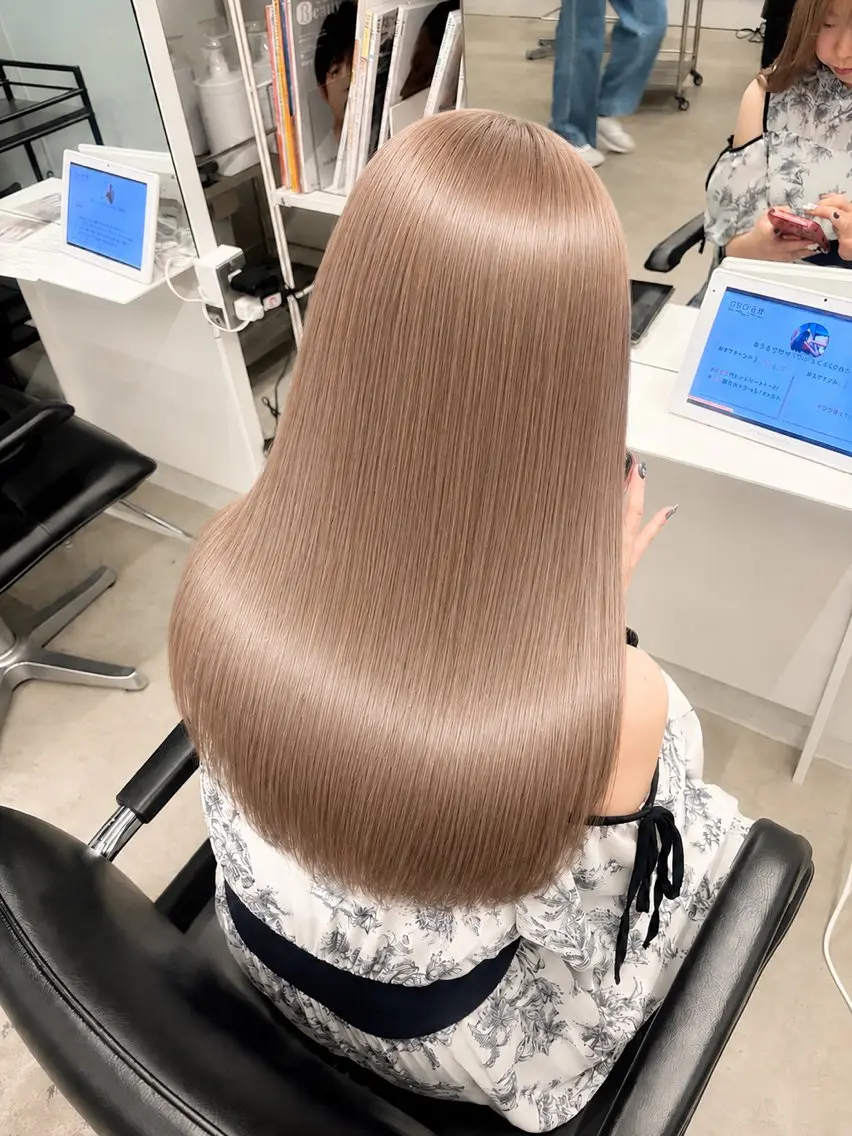 ロング カラー ヘアカラー トリートメント 髪質改善/ 艶髪人気/Renaのヘアスタイル