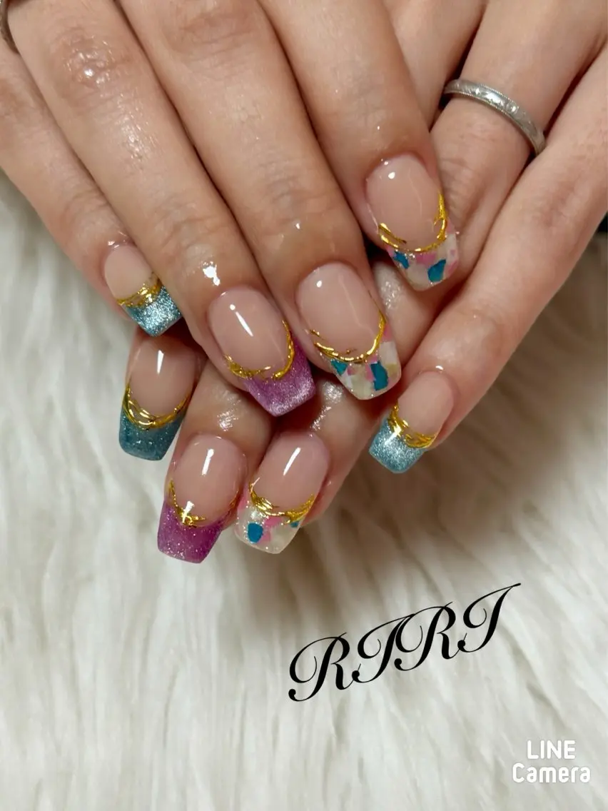 ネイル フレンチネイル ジェルネイル キラキラネイル マグネットネイル マグネットフレンチ ハンドネイル riri オーナーのネイルデザイン